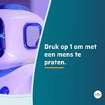 Kleine robot met spraakfunctie voor automatisering en communicatie.